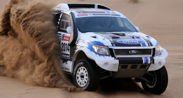 Filtros Wega y Tape Ruvicha se suman a Nelson Sanabria para el Dakar 2018