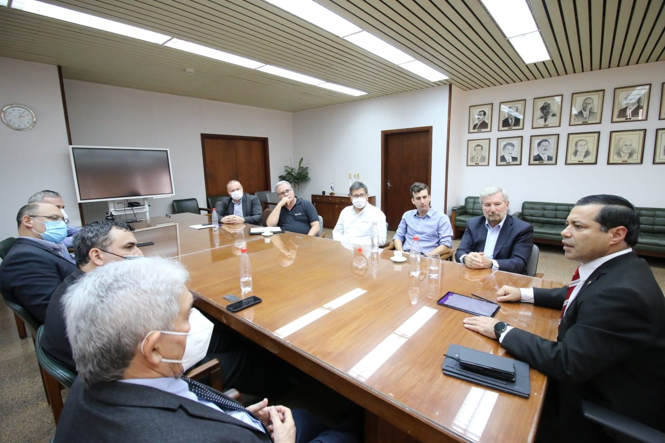 CADAM se reunió con Félix Sosa, presidente de la ANDE, para tratar temas sobre electromovilidad